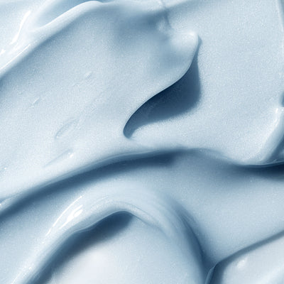 A silky skin “shield” that protects against PAH Air Pollution and Micro Dust Particles up to PM 2.5