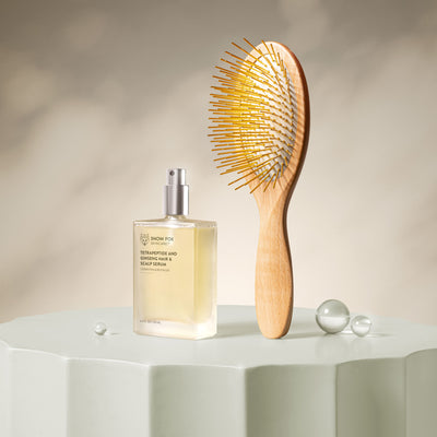Stimulate acupressure points and promote healthy hair growth with our hand carved 24K gold-plated, premium wooden Gua Sha Hair & Scalp Brush.