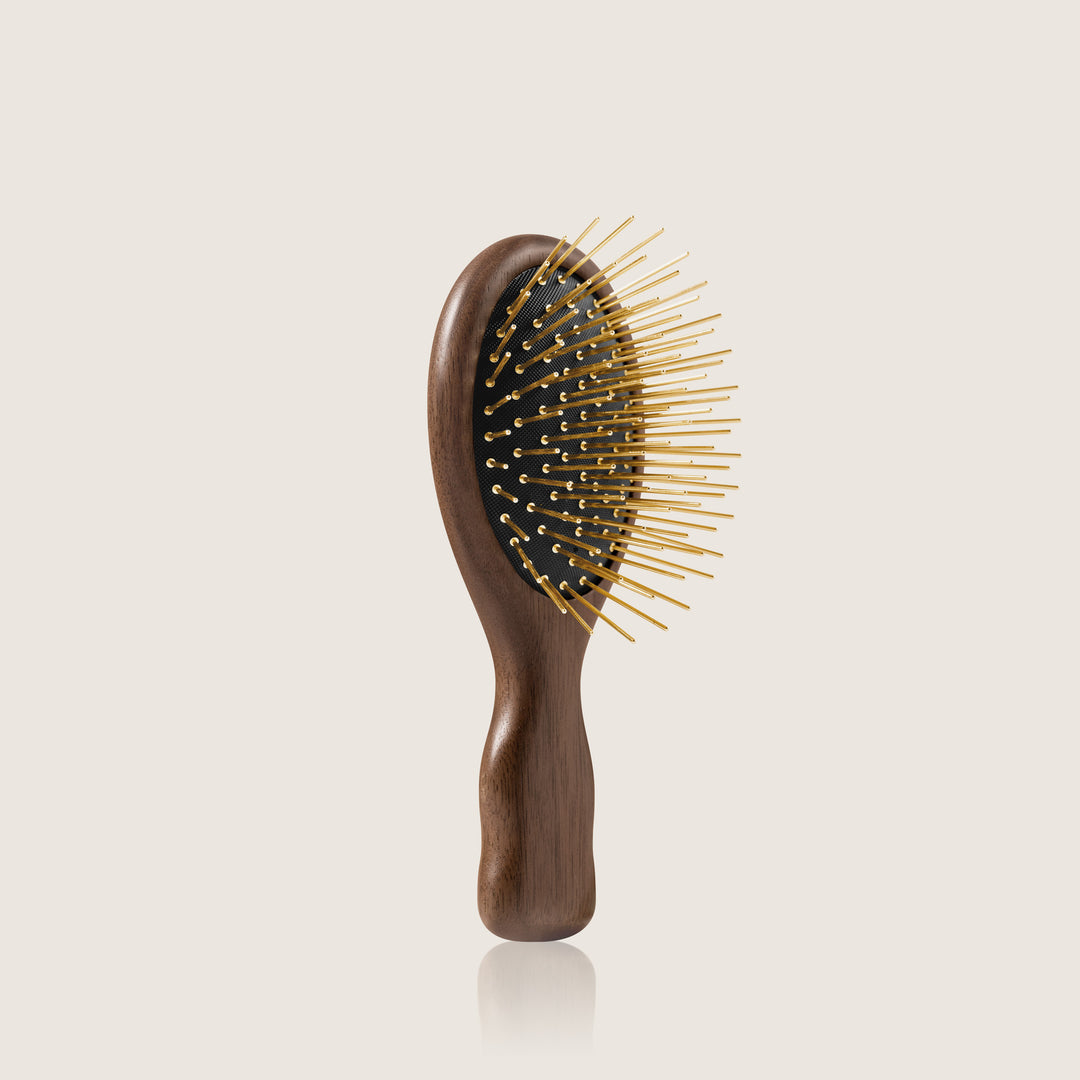 新品未使用　カッサブラシGUA SHA HAIR & SCALP BRUSH FOXカッサブラシGUA SHA HAIR & SCALP BRUSH SNOW FOX Gua Sha Hair